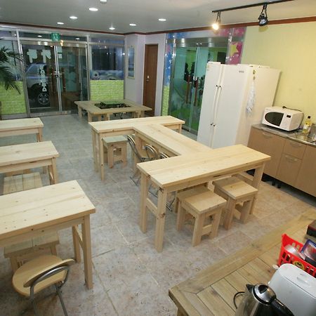 Calla Guest House Hostel Gyeongju Exterior photo